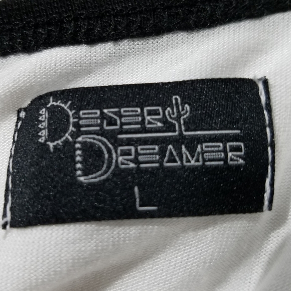 AMERICANA DESERT DREAMER CROP TOP  FLAG GRAPHIC BLACK WHITE BLUE PATRIOT - Picture 6 of 6